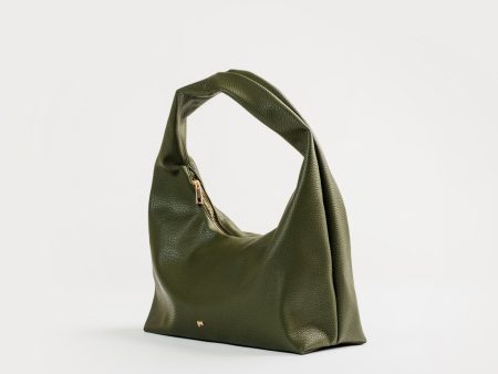 [ON HAND] Medium Hobo Bag in Moss (Heavy Pebbled) For Sale